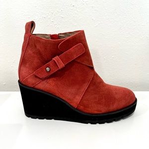 Eileen Fisher Tinker Wedge Bootie in Suede Brick Red Size 8